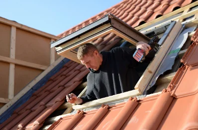 Pose de fenêtres de toit Velux à Saint-Connec